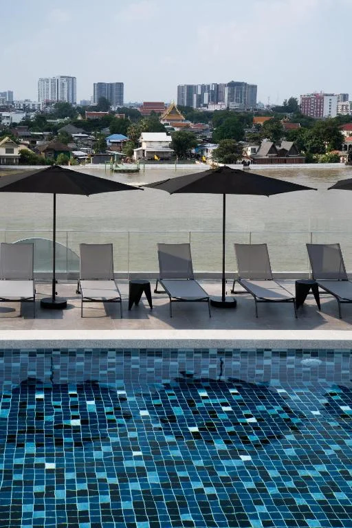The StandardX, Bangkok Phra Arthit