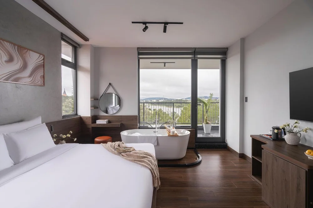 Scenery Hotel DaLat