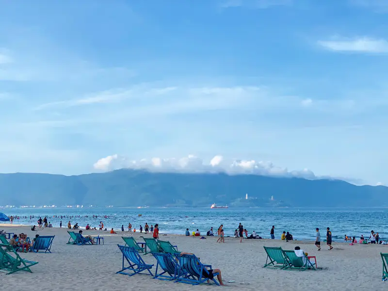 Bãi biển Mỹ Khê - ảnh 4