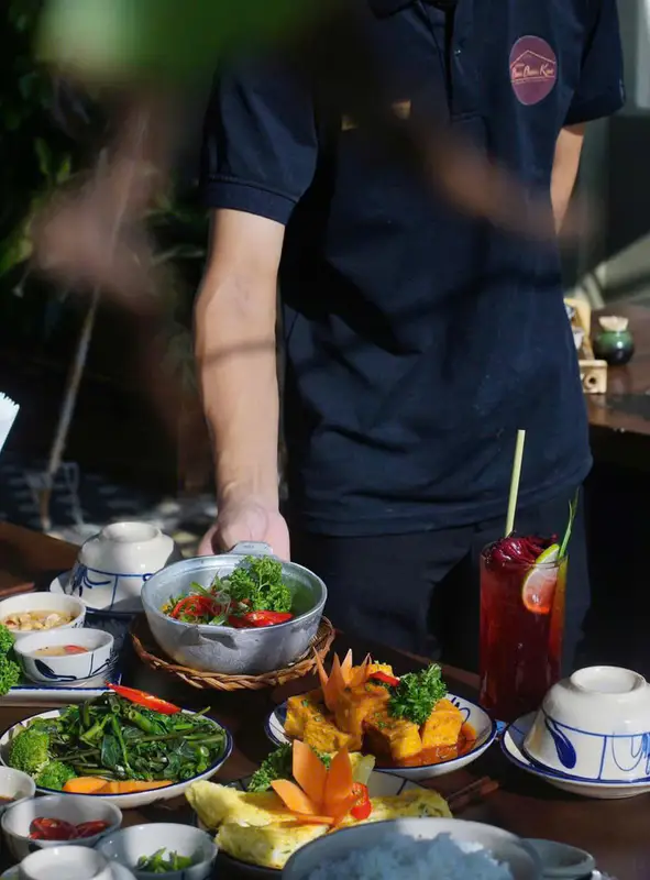 Cơm Nhà Chuồn Chuồn Kim - ảnh 8