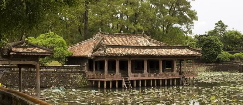 Lăng Tự Đức - ảnh 4