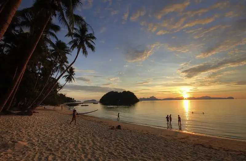 Bãi biển Las Cabanas - ảnh 2