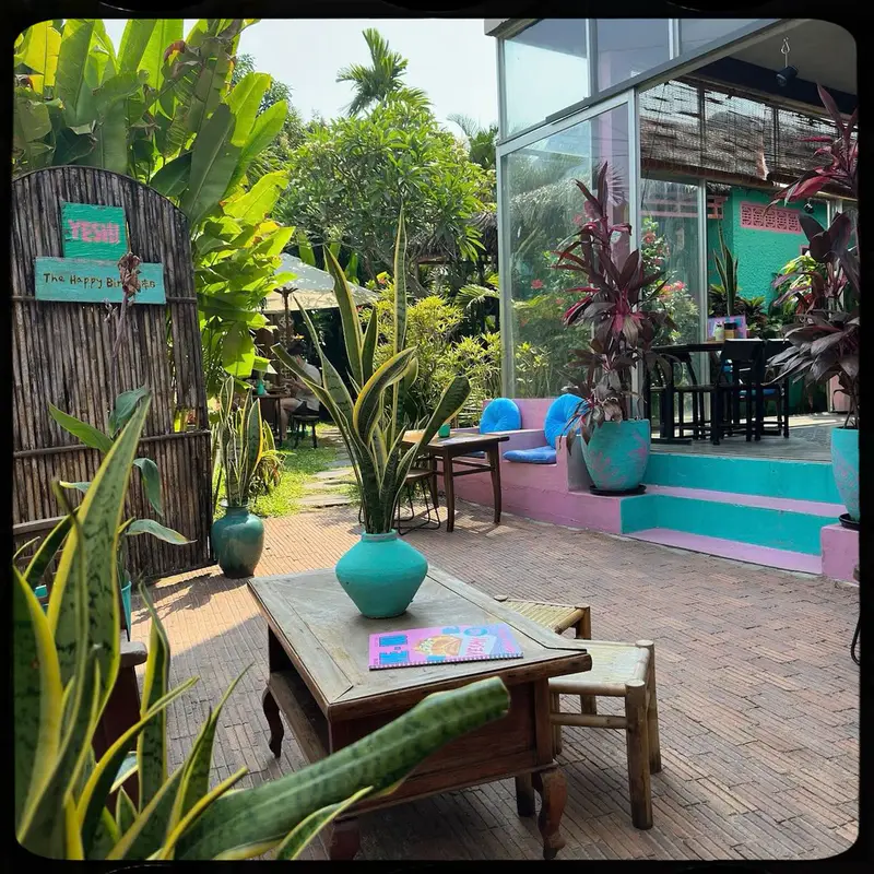 YESH! Tribe | Café, Breakfast, Lunch - ảnh 4