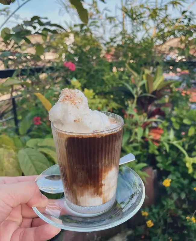 Fika Cafe - Western breakfast brunch cakes and books - ảnh 6
