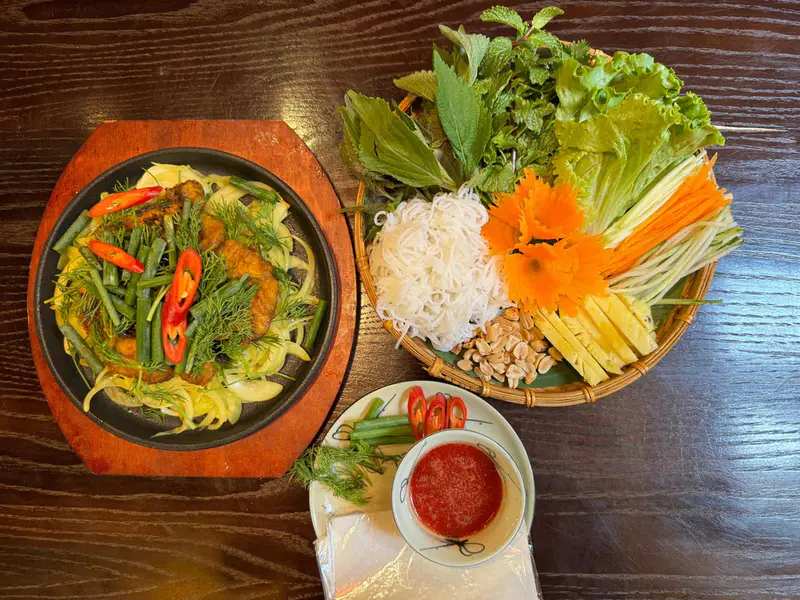 MẸT Hội An - Vietnamese cuisine & Vegetarian options 7 - ảnh 2
