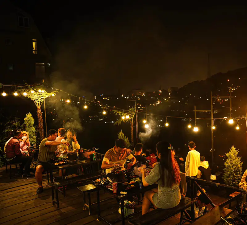 Tiệm Gà Lưng Chừng Đồi - ảnh 9