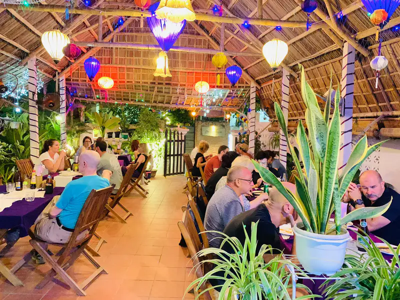 Purple Lantern Restaurant( An Bang Beach Hoi An ) - ảnh 2