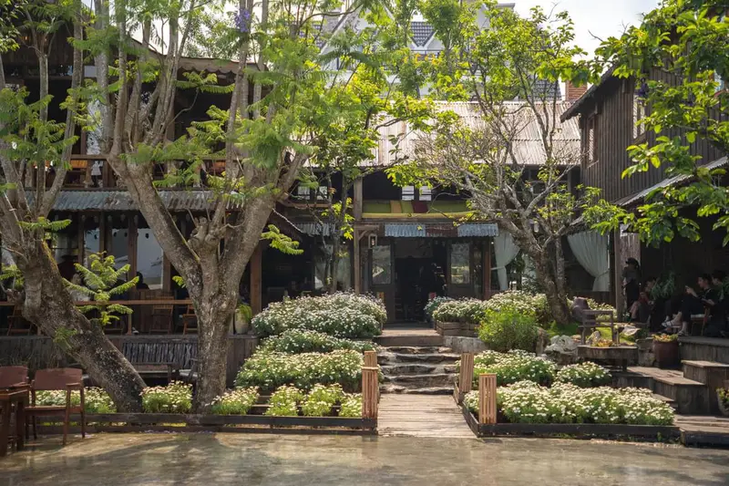 Tiệm cà phê Bình Minh Ơi - ảnh 8