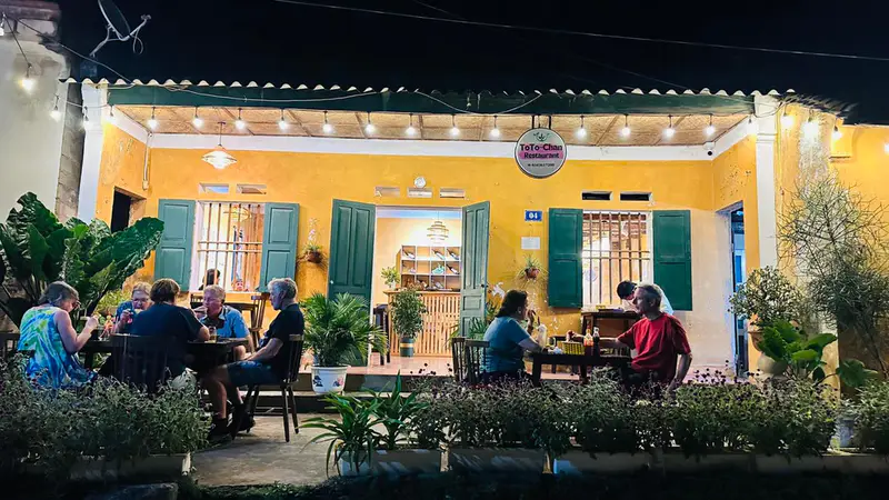 ToTo-Chan Restaurant & Vegetarian Options - ảnh 7