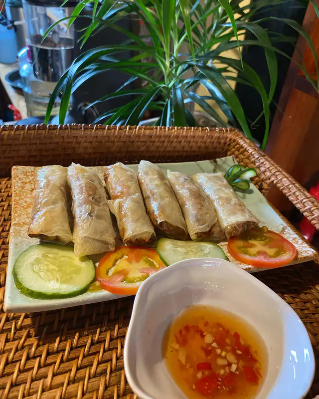 Lanterns Cafe.Healthy Brunch - ảnh 2