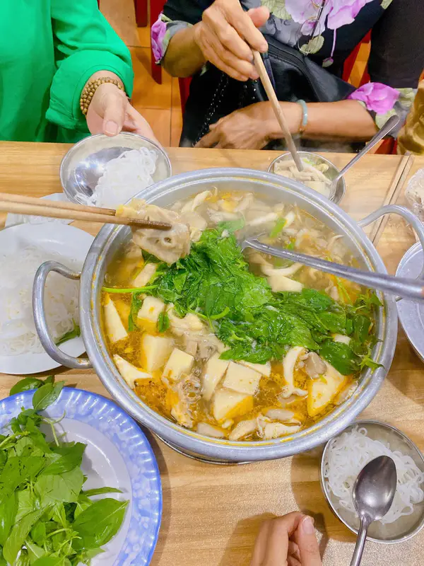 Lẩu gà lá é 668 - ảnh 4