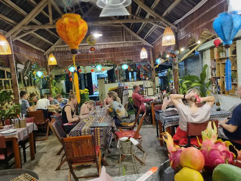 The Moon Restaurant An Bang - ảnh 2