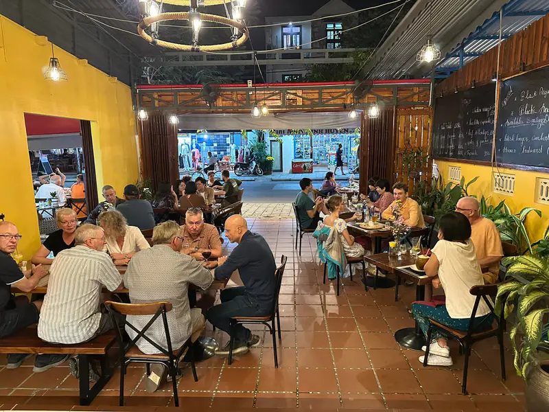 Le petit bistro hoi an restaurant - ảnh 8