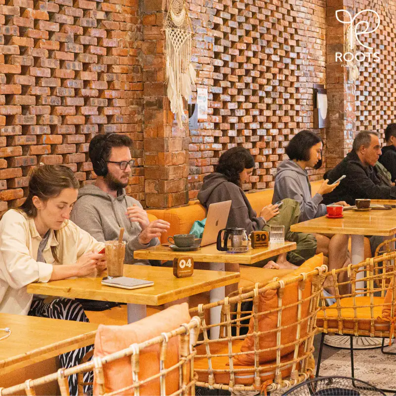 Roots Plant Based Café - ảnh 4