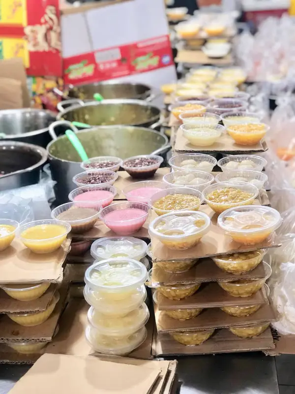 Kem Bơ Cô Vân chợ Bắc Mỹ An ( Avocado ice cream Ms.VAN at Bac My An market ) - ảnh 4