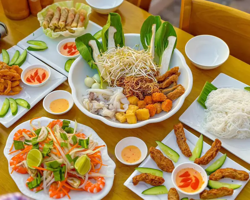 Quán nhỏ - Bánh canh tôm hùm - ảnh 6