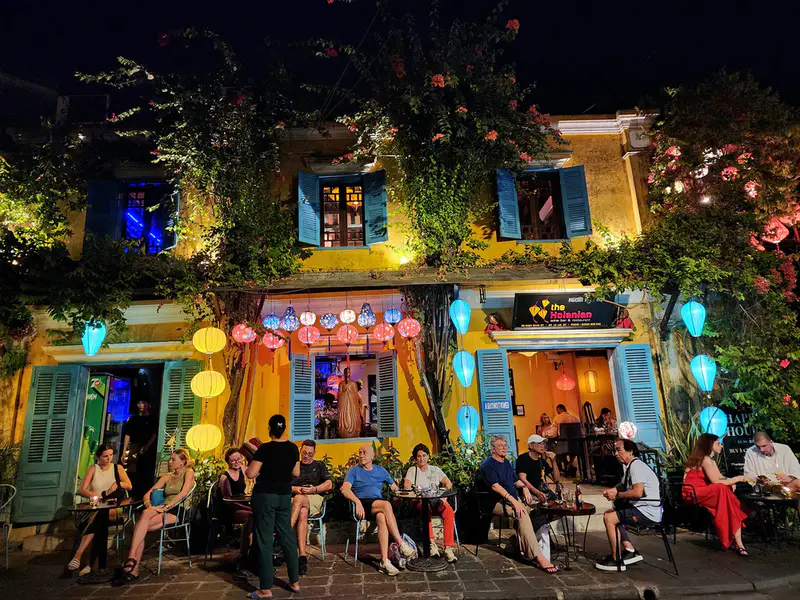The Hoianian- Wine bar & restaurant - ảnh 2