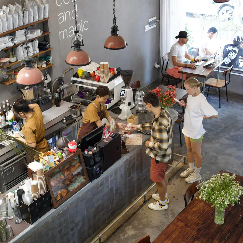 The Hideout café - ảnh 2