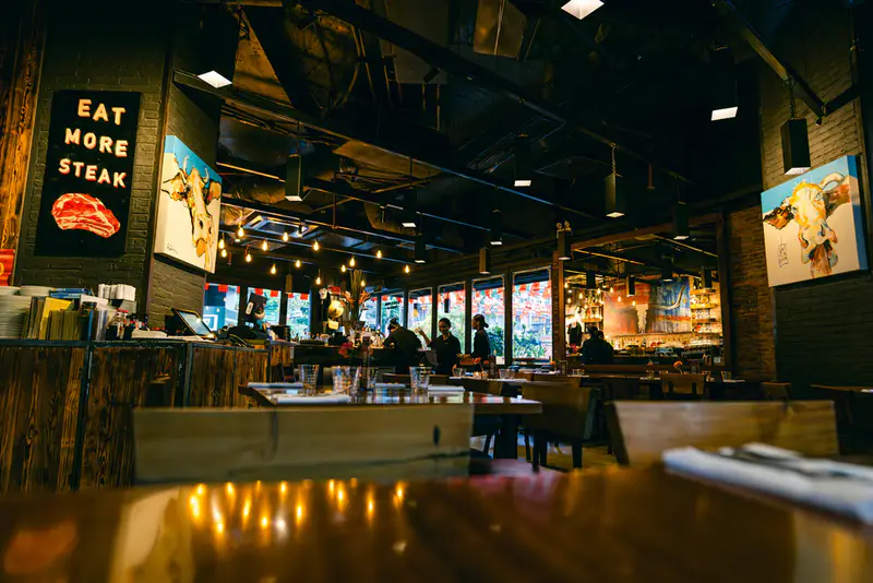Olivia's Prime Steakhouse - ảnh 3