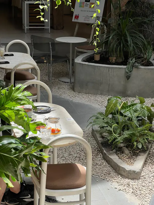 WONDERLUST - Coffee & Souvenir - ảnh 5