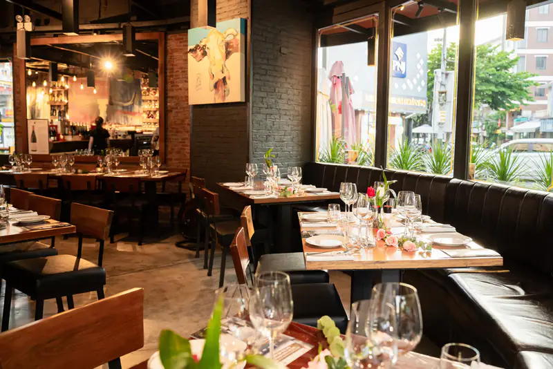 Olivia's Prime Steakhouse - ảnh 8