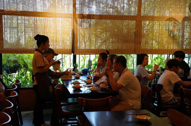Cơm Nhà Chuồn Chuồn Kim - ảnh 2