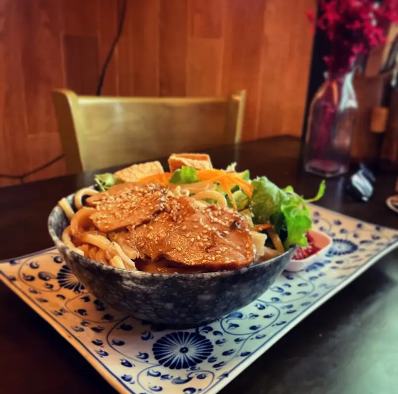 Pause and Enjoy Restaurant - ảnh 4