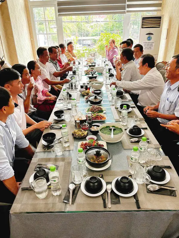 Huyền Hương Cơm Bắc, Cơm Niêu Restaurant - ảnh 4