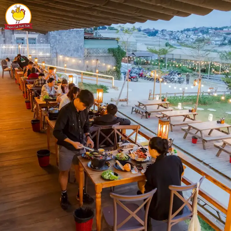 Tiệm gà Túk Túk - ảnh 5