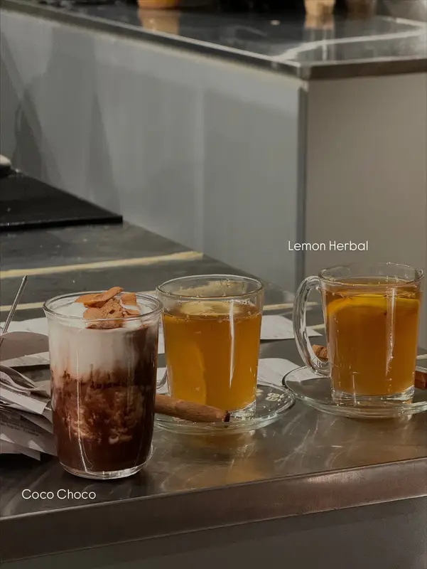 Sol Coffee & Desserts - ảnh 7