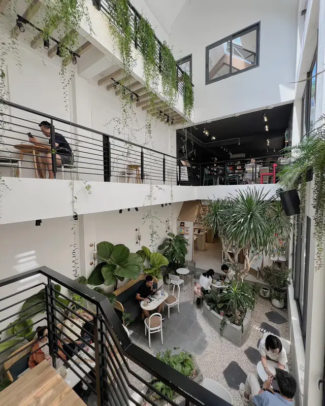 WONDERLUST - Coffee & Souvenir - ảnh 9
