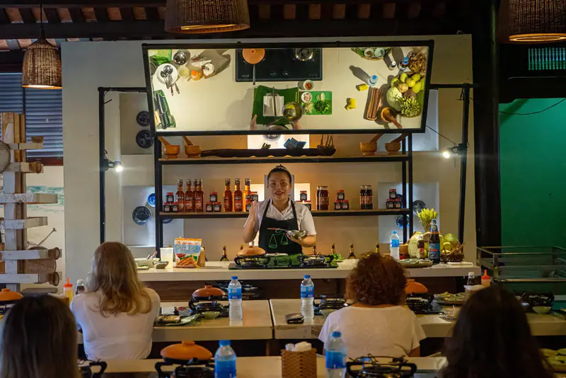 Vy's Market Restaurant & Cooking School - ảnh 7
