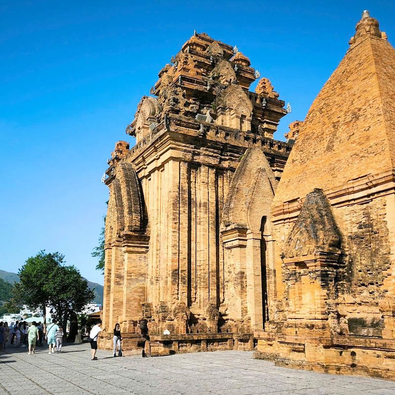 Tháp Bà Ponagar - ảnh 2