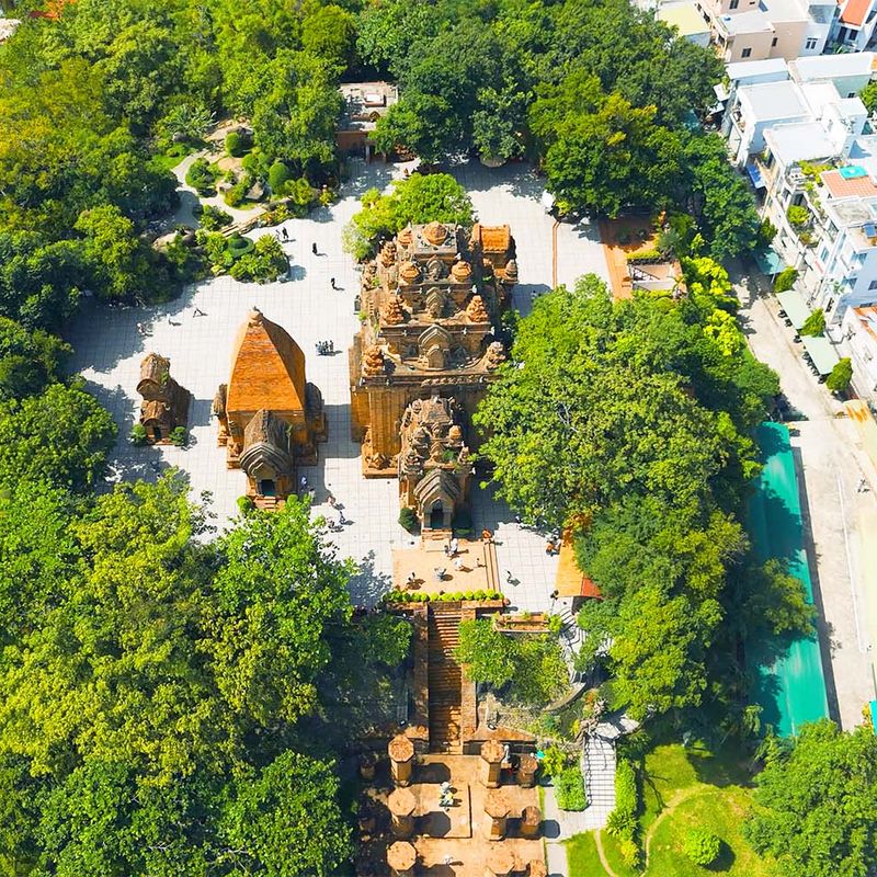 Tháp Bà Ponagar - ảnh 3