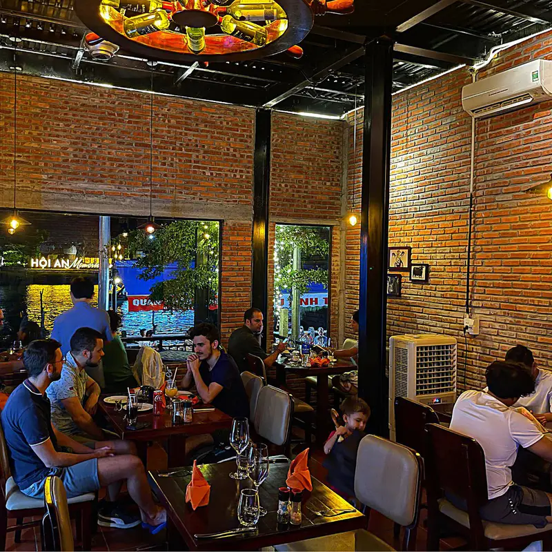 Hoi An Steakhouse Riverside - ảnh 2