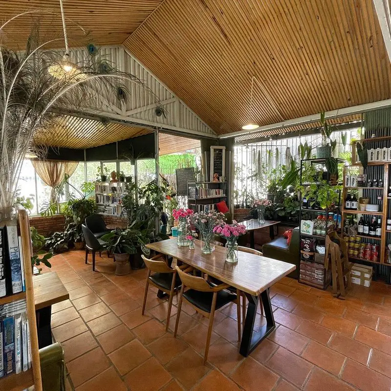 Anna's Coffee House - ảnh 3