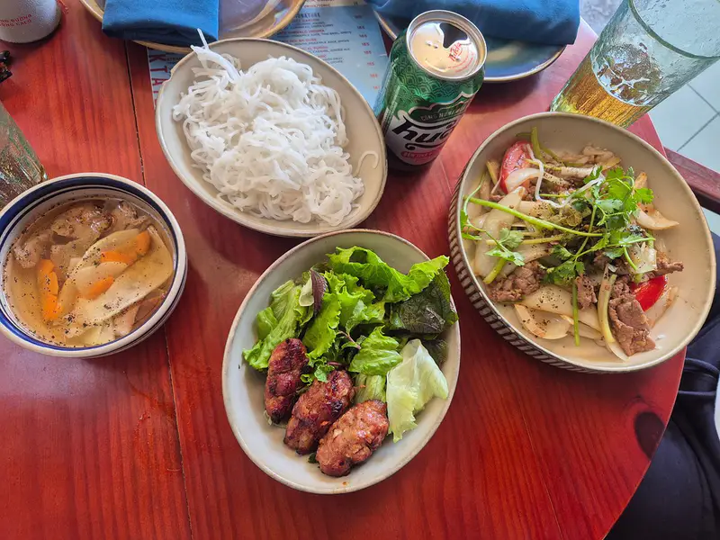 Êm - Comfort Food - ảnh 2