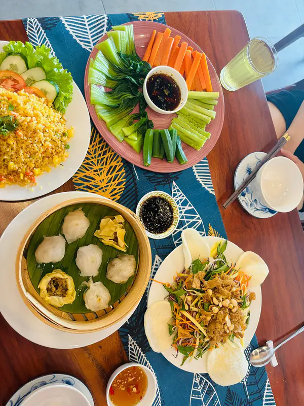 Sữa Vegan Restaurant and Cafe - ảnh 2