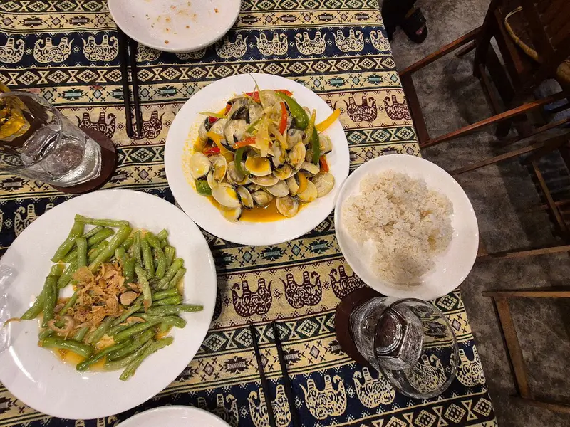 The Moon Restaurant An Bang - ảnh 6