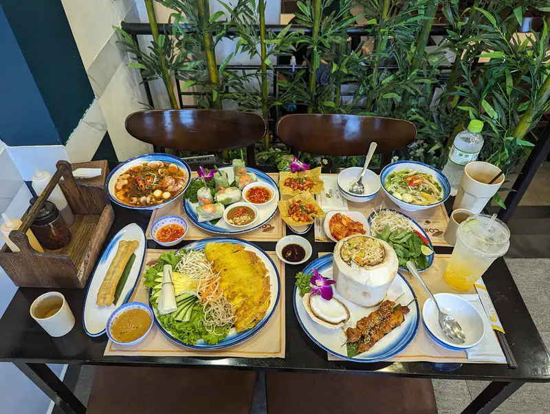 Cô Ba Phở bò - ảnh 4