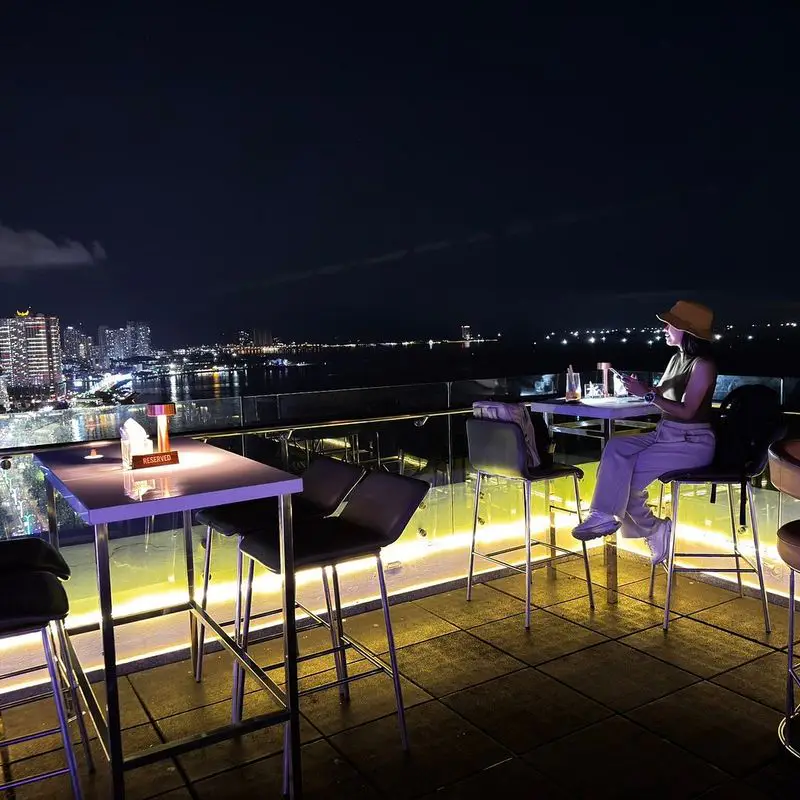 Altitude Rooftop Bar - Nha Trang - ảnh 4