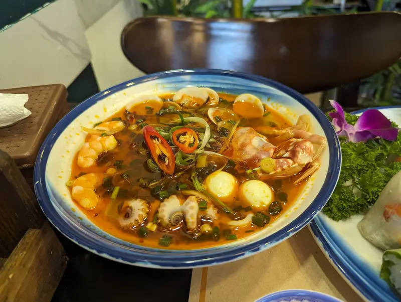 Cô Ba Phở bò - ảnh 5