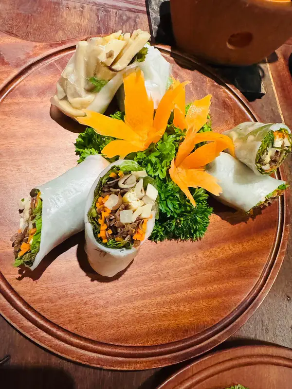 Shamballa Vegetarian, Greenhouse & Rooftop Bar - Da Nang - ảnh 4