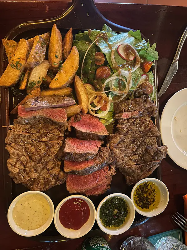 Hoi An Steakhouse Riverside - ảnh 4