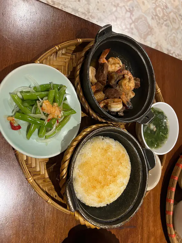 Vy's Market Restaurant & Cooking School - ảnh 3