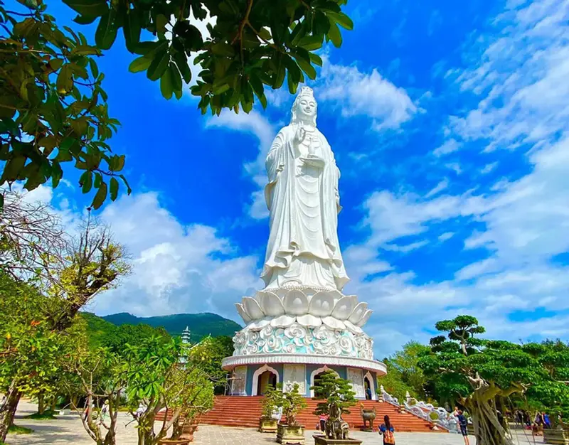 Chùa Linh Ứng - ảnh 3