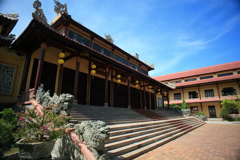 Chùa Từ Đàm - ảnh 2
