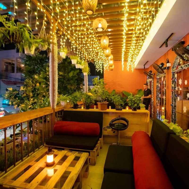 Secrets Bar & Grill Nha Trang - ảnh 7