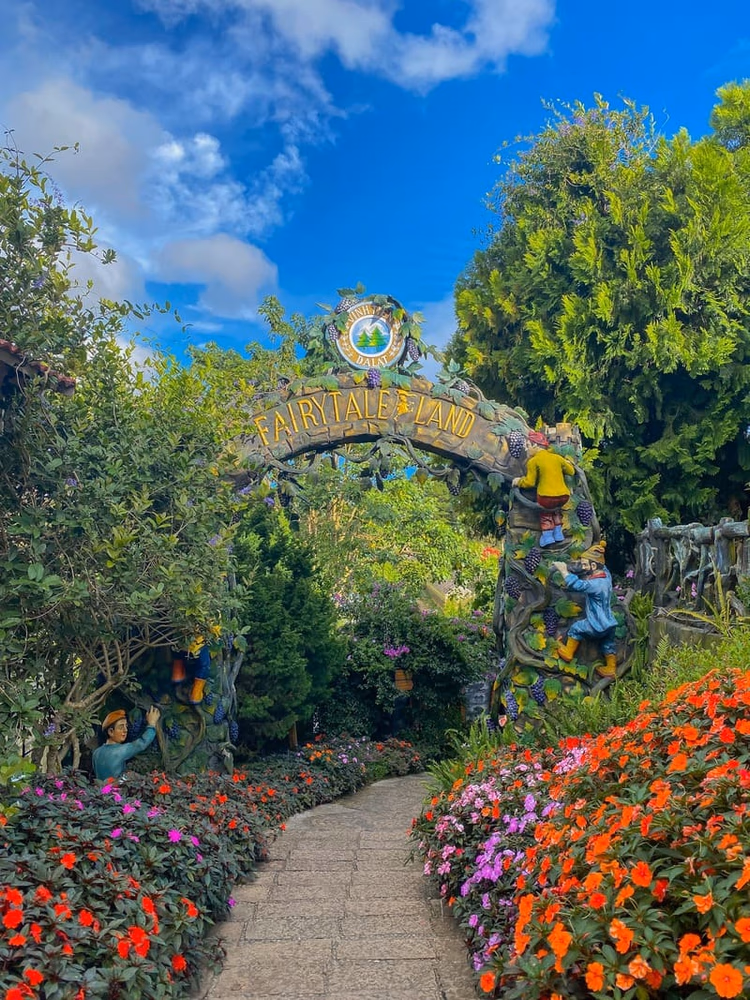 Làng Cổ Tích - ảnh 5