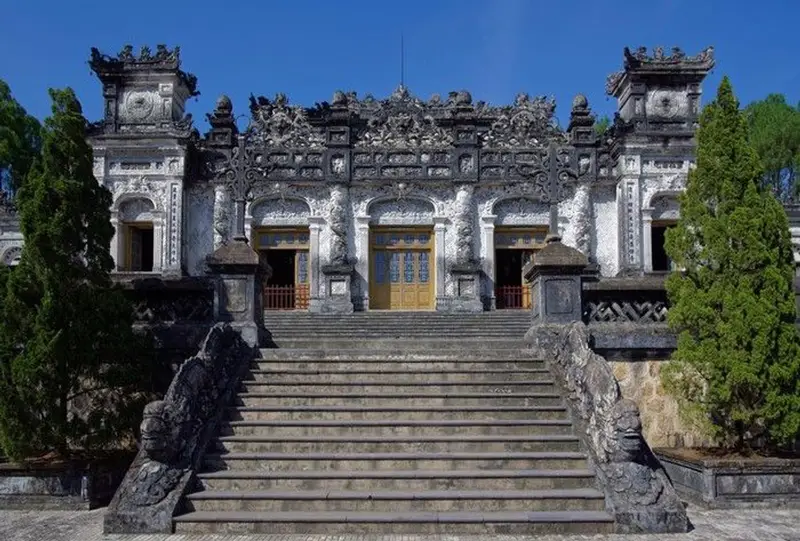 Lăng Khải Định - ảnh 3